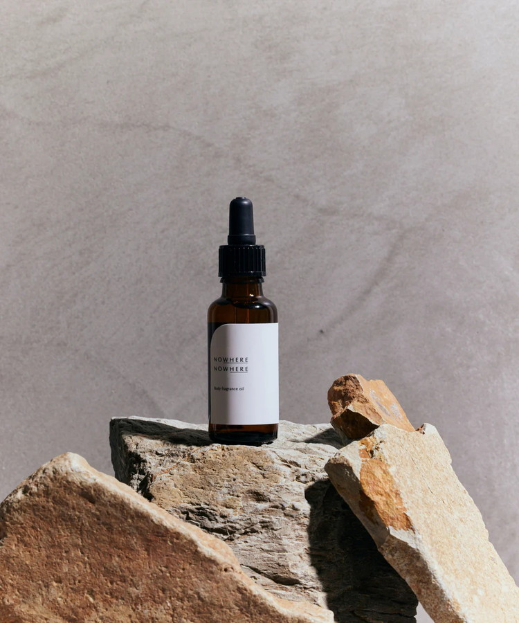NOWHERE NOWHERE ボディフレグランスオイル 5,500円